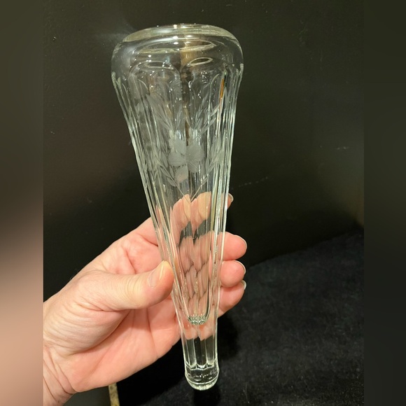 Vintage Automobile Limousine Etched Glass Bud Vase - Picture 3 of 15